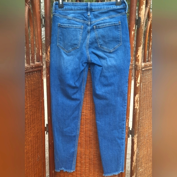 🍀3/15 Old Navy Woman's Ankle Blue Jeans - Picture 7 of 8